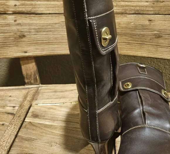 Authenic Coach Boots, Size 7, Made in Italy Pull Up Boots - Picture 2 of 7